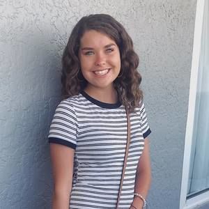 Meet your Posher, Alyssa